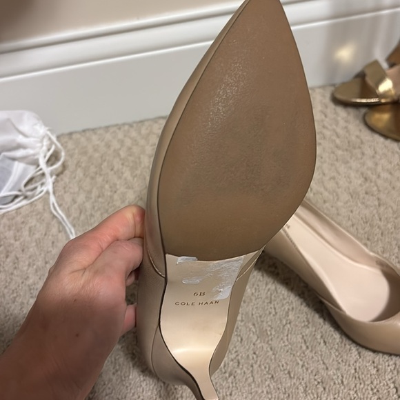 Shoe - Picture 4 of 4